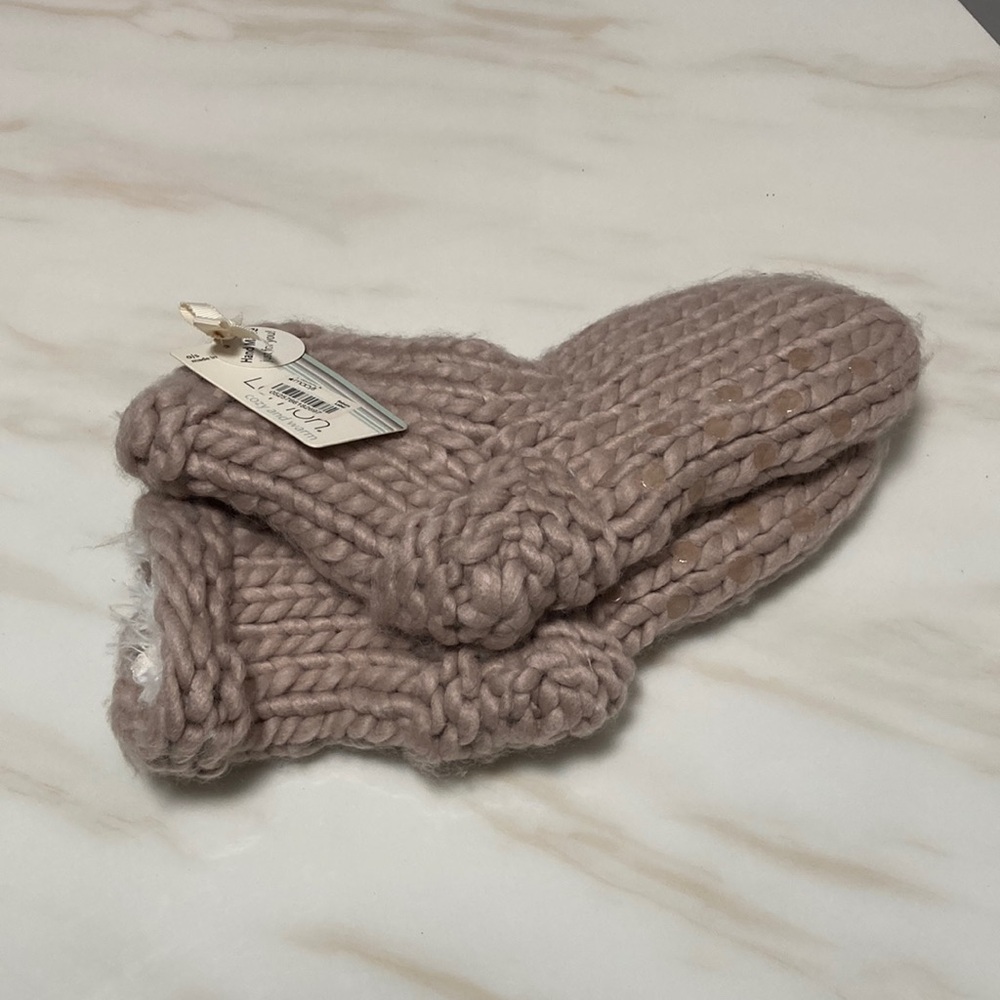 Chunky Knit Socks  in Taupe